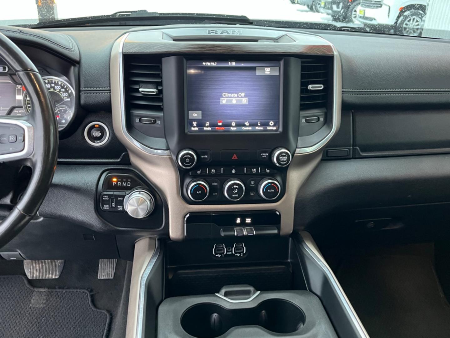 2020 WHITE /black leather RAM 1500 LARAMIE (1C6SRFDT5LN) with an 5.7L engine, Automatic transmission, located at 1960 Industrial Drive, Wasilla, 99654, (907) 274-2277, 61.573475, -149.400146 - Photo#8